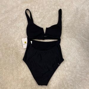 BNWT Body Glove Bathing Suit Black - Sz. M